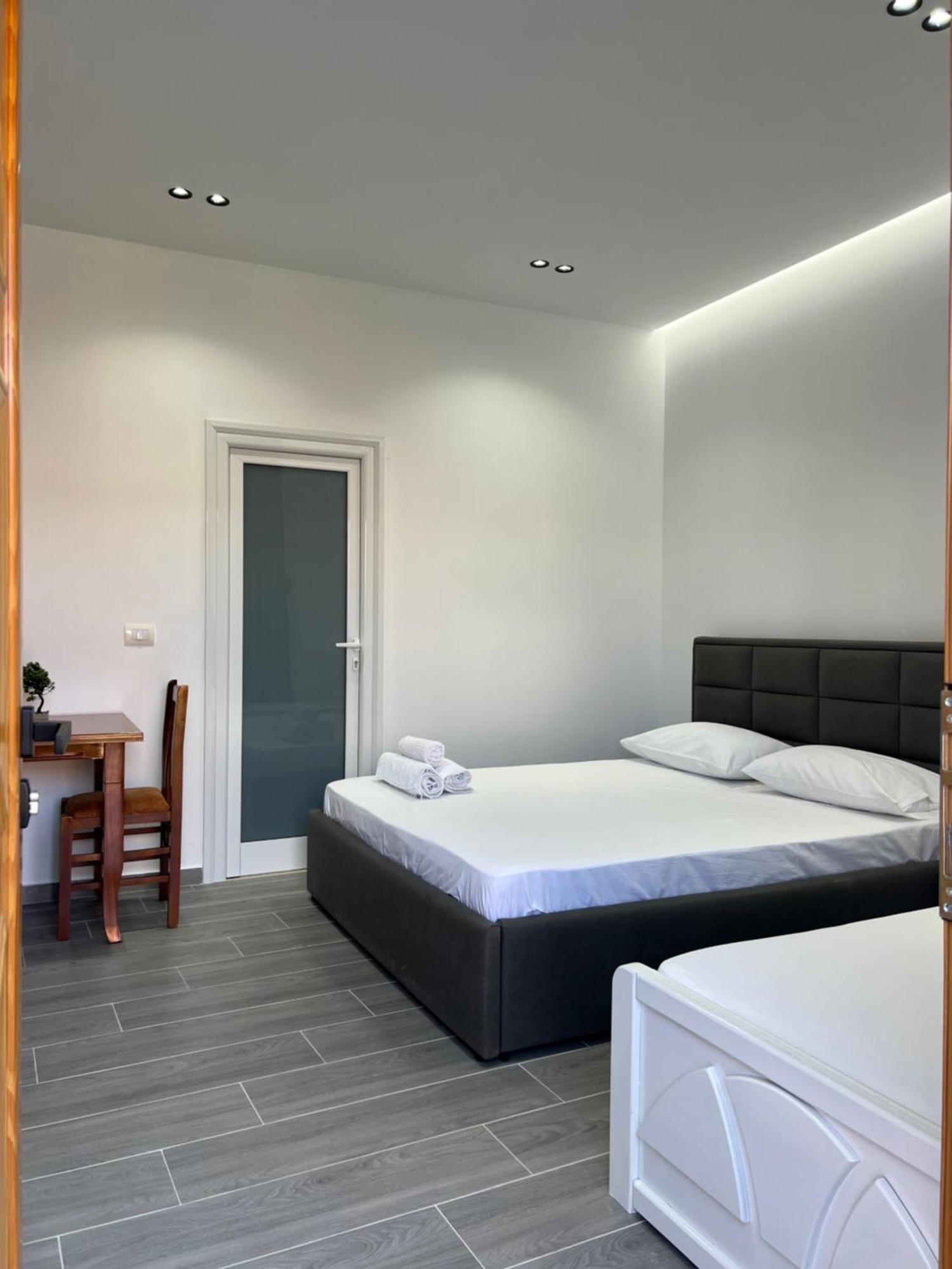 Vila Anxhelo Vlorë 外观 照片